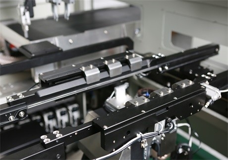 CNC Genitec μηχανή δρομολογητών PCB με την παράδοση ζωνών για SMT GAM330AT